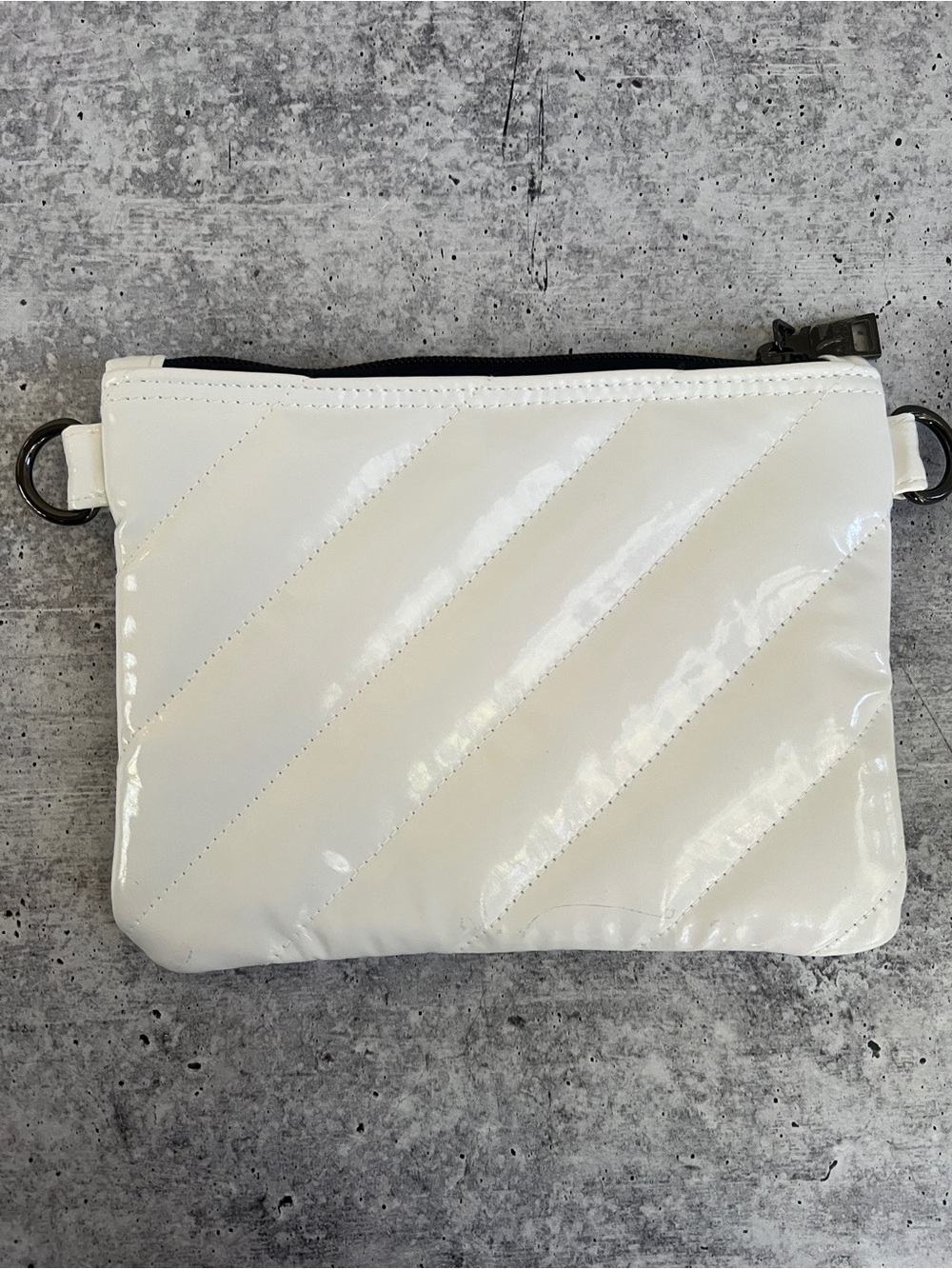 NWOT Think Royln Quilted Travel Pouch, White